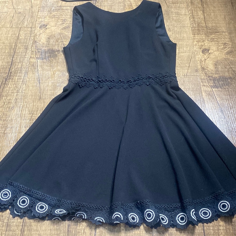 Womens Black Dress - Picture 2 of 4